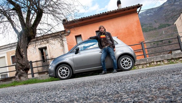 Bloggeren i Det vonde liv fotografert på bilferie i Europa